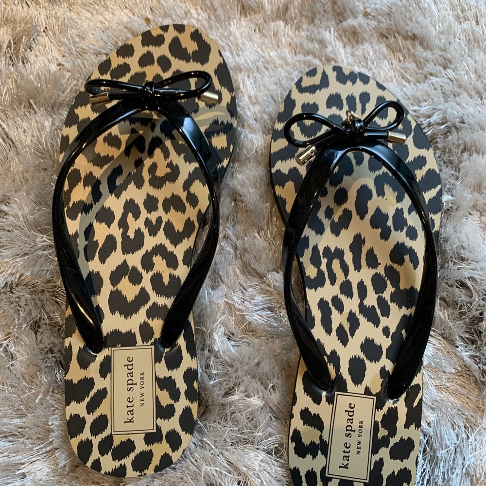 Kate Spade Flip Flops size 6